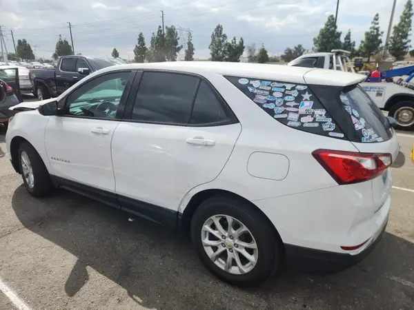 2GNAXHEVXJ6281369 2018 CHEVROLET EQUINOX - Image 2
