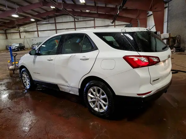 2GNAXHEVXJ6325368 2018 CHEVROLET EQUINOX - Image 2