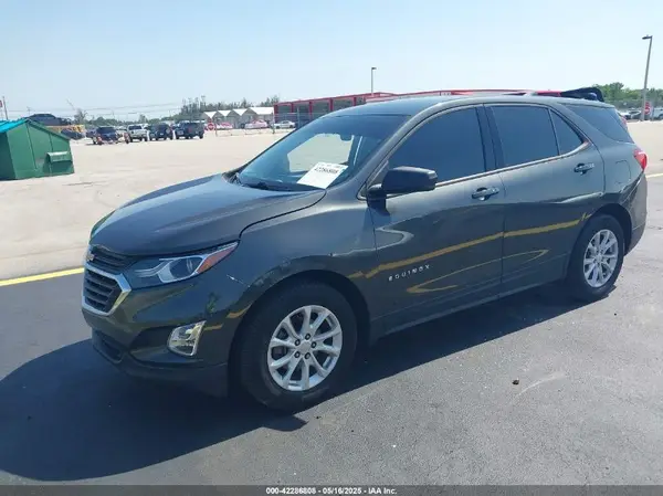 2GNAXHEVXJ6333678 2018 CHEVROLET EQUINOX - Image 2