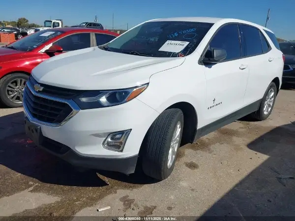 2GNAXHEVXJ6335088 2018 CHEVROLET EQUINOX - Image 2