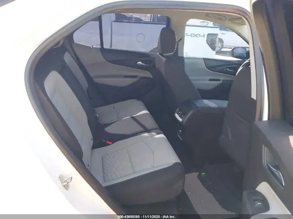 2GNAXHEVXJ6335088 2018 CHEVROLET EQUINOX - Image 8