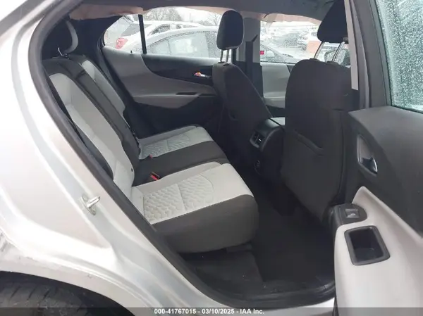 2GNAXHEVXK6130629 2019 CHEVROLET EQUINOX - Image 8