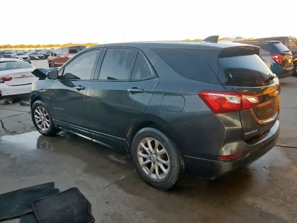 2GNAXHEVXK6156440 2019 CHEVROLET EQUINOX - Image 2