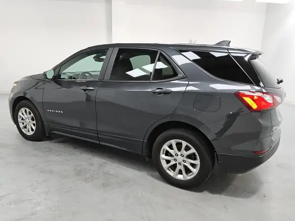 2GNAXHEVXM6135915 2021 CHEVROLET EQUINOX - Image 2