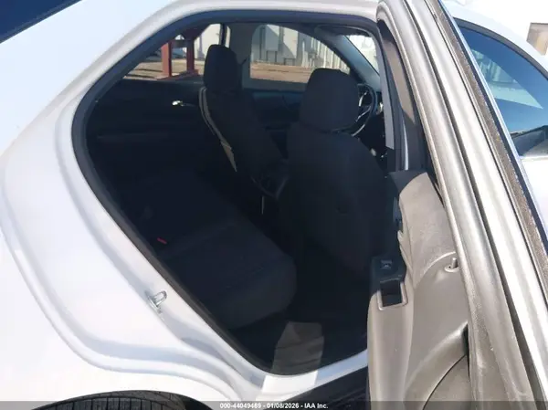 2GNAXJEV0J6104854 2018 CHEVROLET EQUINOX - Image 8