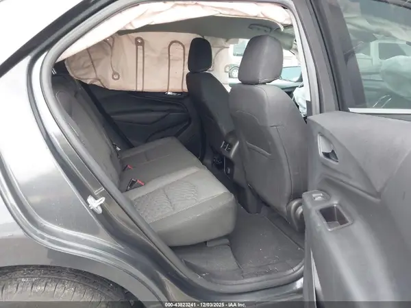 2GNAXJEV0J6111156 2018 CHEVROLET EQUINOX - Image 8