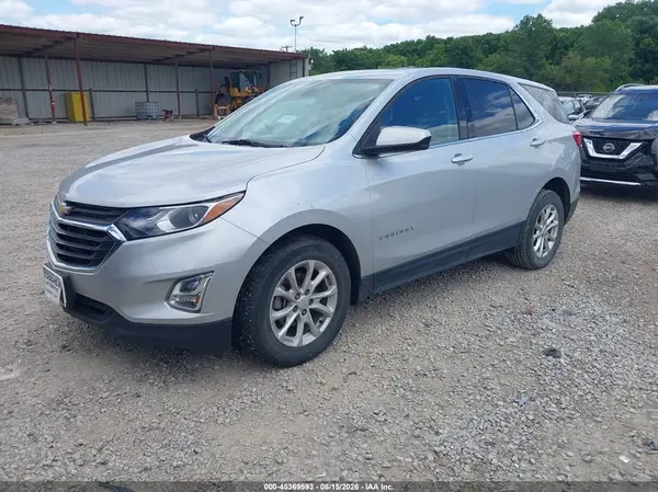2GNAXJEV0J6115420 2018 CHEVROLET EQUINOX - Image 2