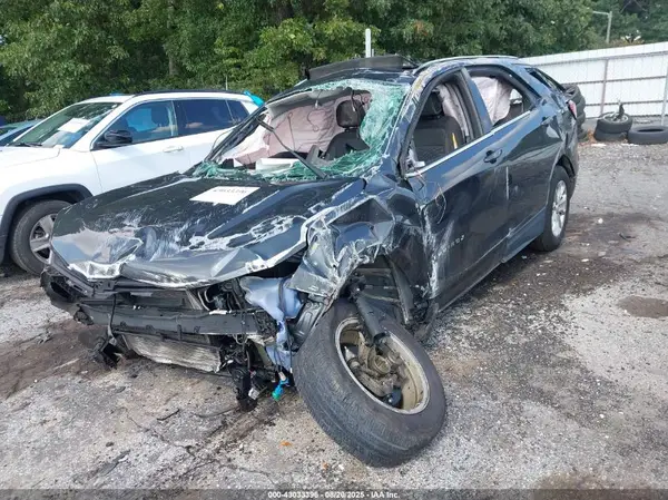 2GNAXJEV0J6121041 2018 CHEVROLET EQUINOX - Image 2