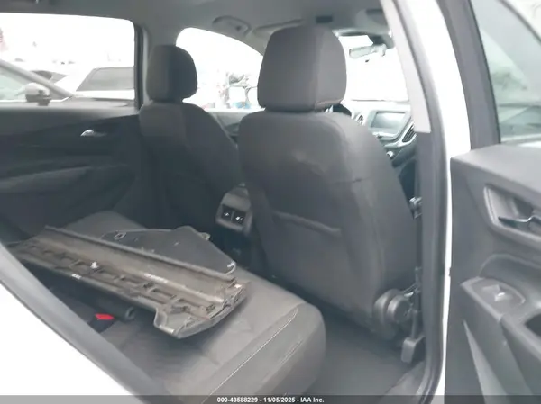 2GNAXJEV0J6124151 2018 CHEVROLET EQUINOX - Image 8