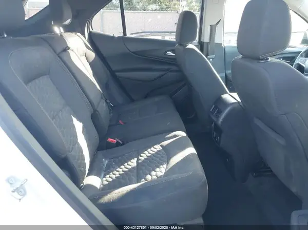2GNAXJEV0J6128118 2018 CHEVROLET EQUINOX - Image 8