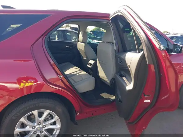2GNAXJEV0J6140088 2018 CHEVROLET EQUINOX - Image 8