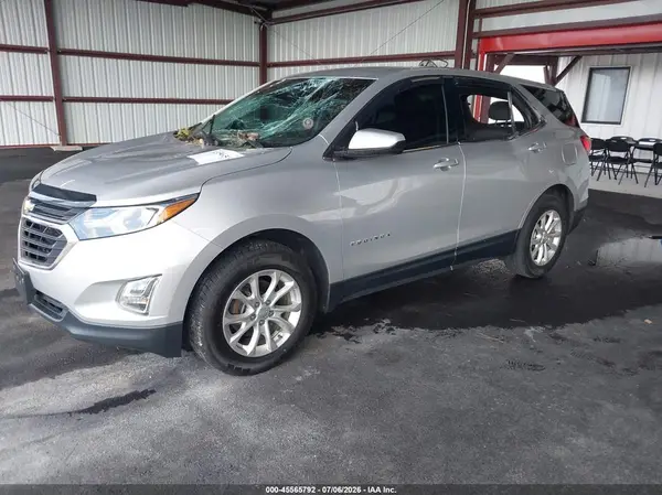 2GNAXJEV0J6184382 2018 CHEVROLET EQUINOX - Image 2
