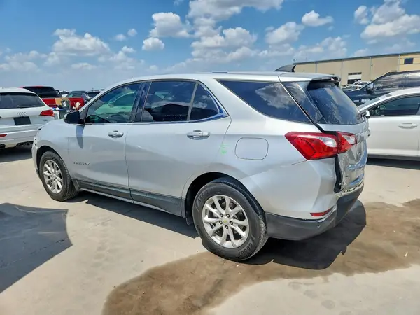 2GNAXJEV0J6189162 2018 CHEVROLET EQUINOX - Image 2