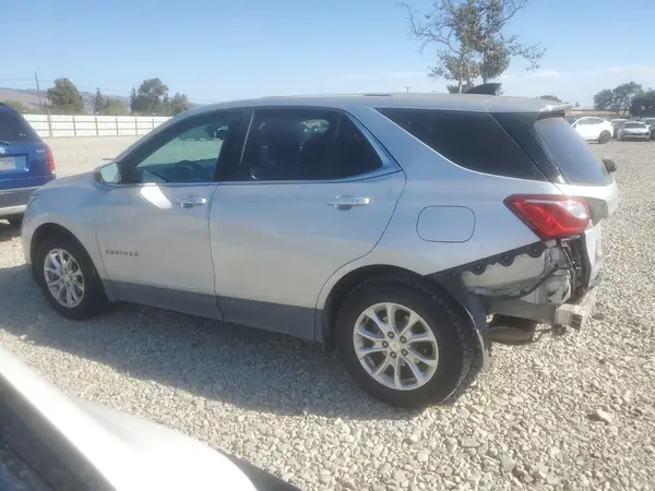 2GNAXJEV0J6191624 2018 CHEVROLET EQUINOX - Image 2