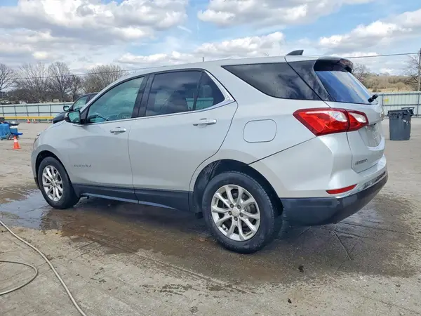 2GNAXJEV0J6216635 2018 CHEVROLET EQUINOX - Image 2