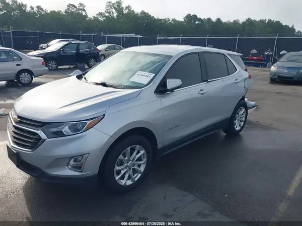 2GNAXJEV0J6220944 2018 CHEVROLET EQUINOX - Image 2