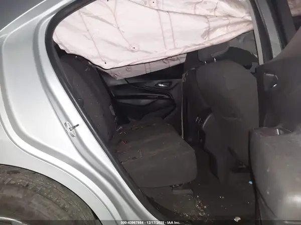 2GNAXJEV0J6223830 2018 CHEVROLET EQUINOX - Image 8