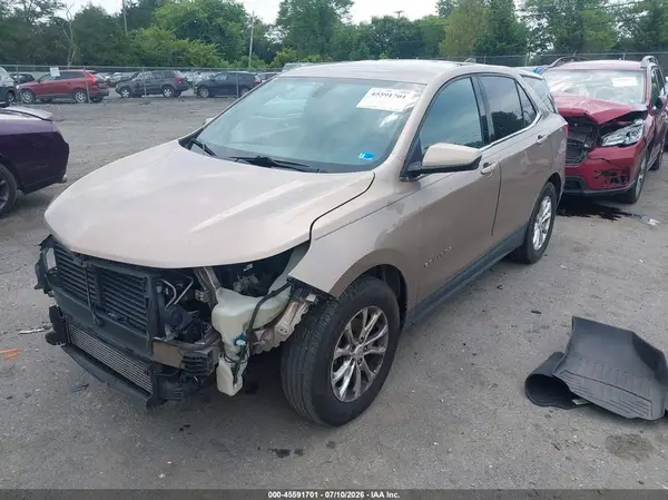 2GNAXJEV0J6228817 2018 CHEVROLET EQUINOX - Image 2