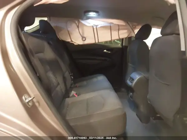 2GNAXJEV0J6229577 2018 CHEVROLET EQUINOX - Image 8