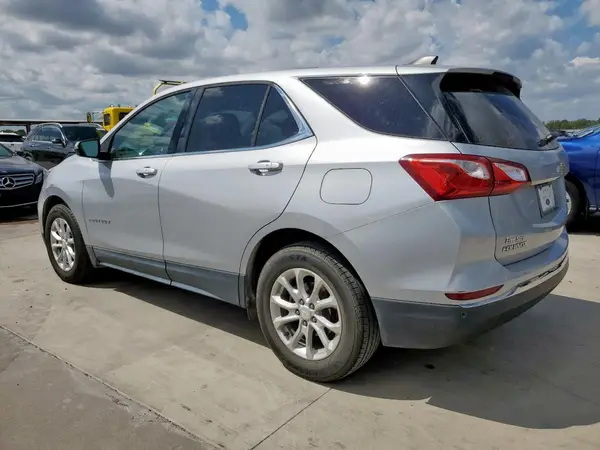 2GNAXJEV0J6232933 2018 CHEVROLET EQUINOX - Image 2