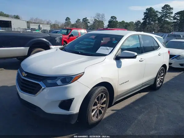 2GNAXJEV0J6243575 2018 CHEVROLET EQUINOX - Image 2