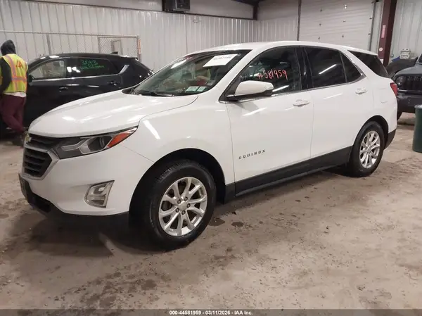 2GNAXJEV0J6257010 2018 CHEVROLET EQUINOX - Image 2