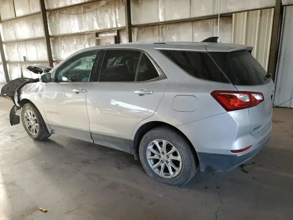 2GNAXJEV0J6261221 2018 CHEVROLET EQUINOX - Image 2
