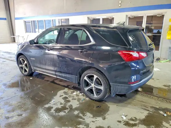 2GNAXJEV0J6264717 2018 CHEVROLET EQUINOX - Image 2