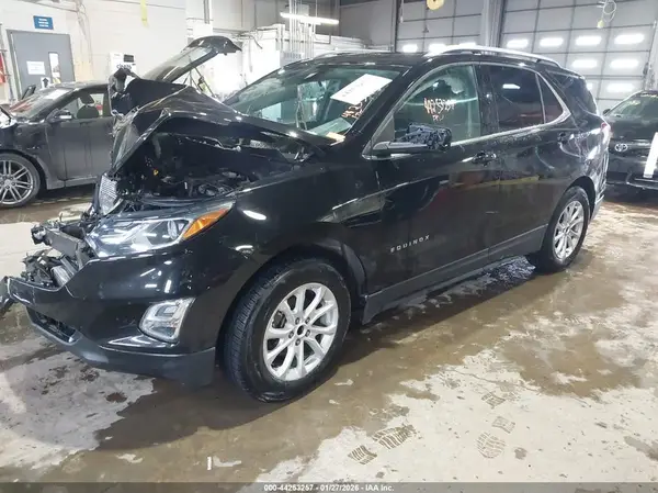 2GNAXJEV0J6283378 2018 CHEVROLET EQUINOX - Image 2