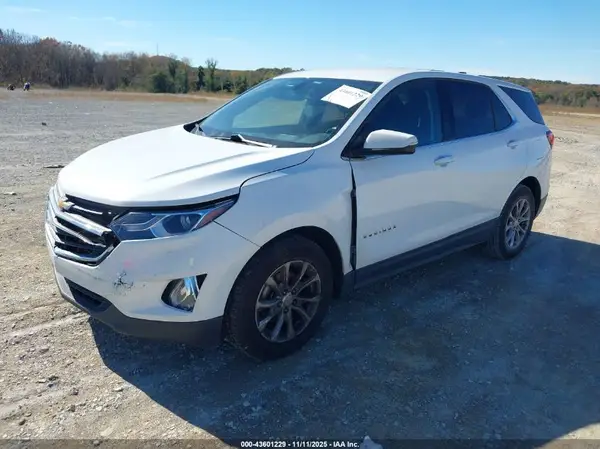 2GNAXJEV0J6290203 2018 CHEVROLET EQUINOX - Image 2