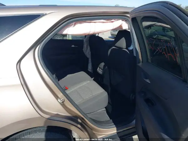2GNAXJEV0J6291075 2018 CHEVROLET EQUINOX - Image 8