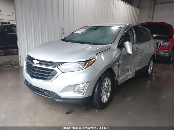 2GNAXJEV0J6299533 2018 CHEVROLET EQUINOX - Image 2