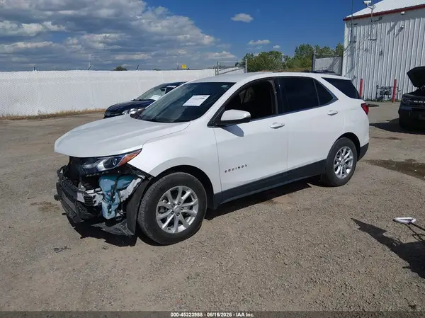2GNAXJEV0J6301037 2018 CHEVROLET EQUINOX - Image 2