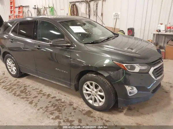 2GNAXJEV0J6307243 2018 CHEVROLET EQUINOX - Image 1