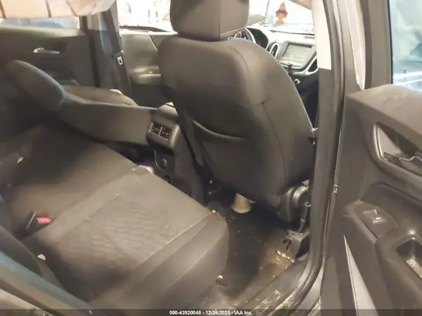2GNAXJEV0J6327007 2018 CHEVROLET EQUINOX - Image 8