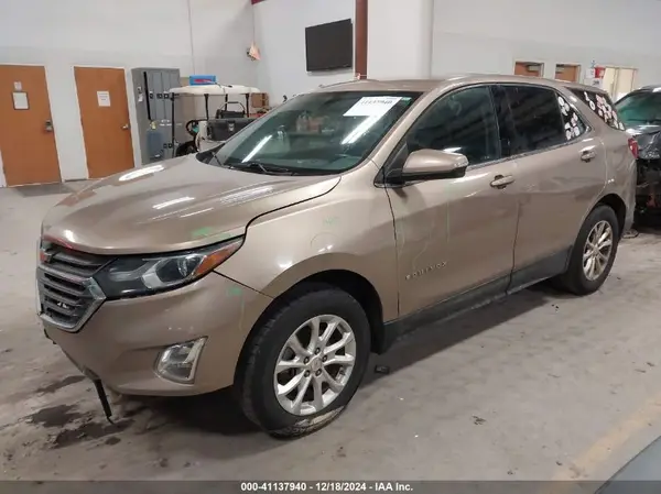 2GNAXJEV0J6333163 2018 CHEVROLET EQUINOX - Image 2