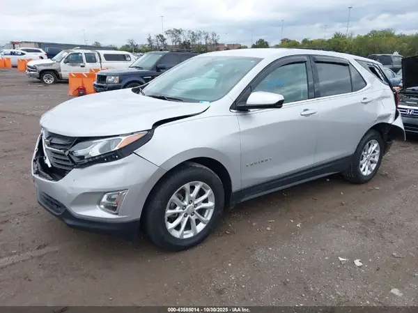 2GNAXJEV0J6338704 2018 CHEVROLET EQUINOX - Image 2