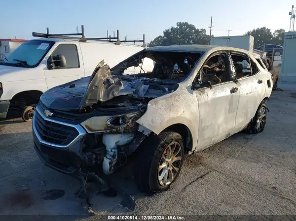 2GNAXJEV0K6284855 2019 CHEVROLET EQUINOX - Image 2