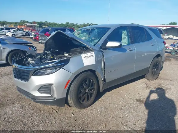 2GNAXJEV0N6132238 2022 CHEVROLET EQUINOX - Image 2