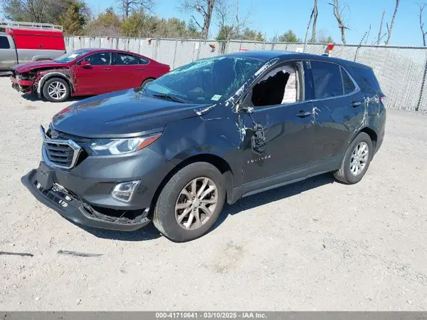 2GNAXJEV1J6121338 2018 CHEVROLET EQUINOX - Image 2