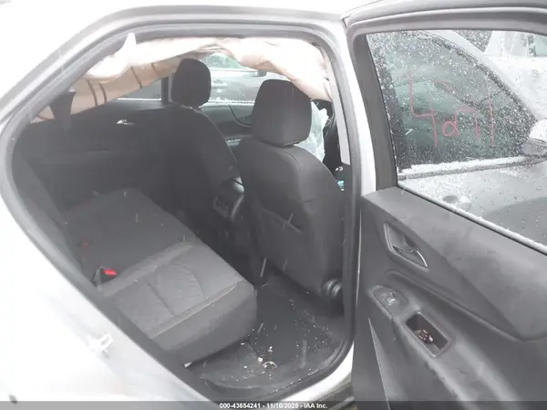 2GNAXJEV1J6137457 2018 CHEVROLET EQUINOX - Image 8