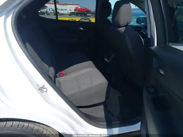 2GNAXJEV1J6187551 2018 CHEVROLET EQUINOX - Image 8