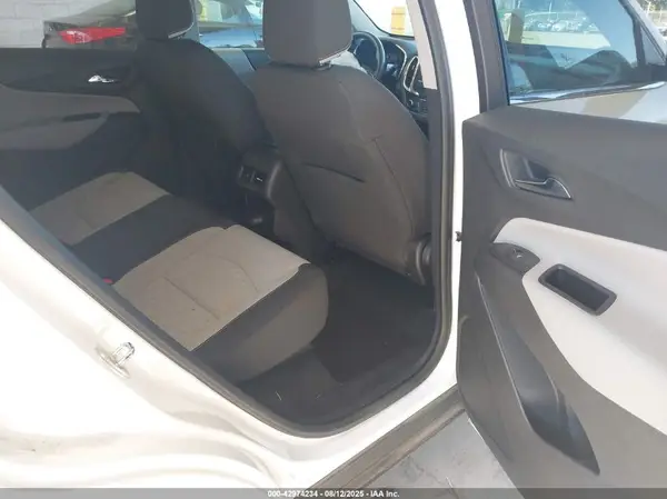 2GNAXJEV1J6199912 2018 CHEVROLET EQUINOX - Image 8