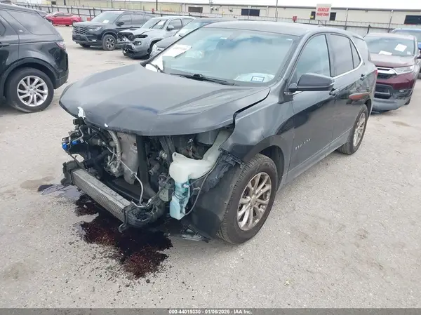 2GNAXJEV1J6215154 2018 CHEVROLET EQUINOX - Image 2