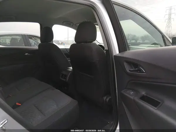 2GNAXJEV1J6238675 2018 CHEVROLET EQUINOX - Image 8