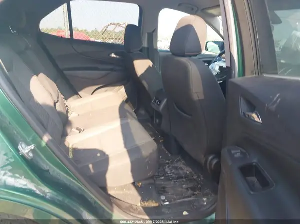 2GNAXJEV1J6241480 2018 CHEVROLET EQUINOX - Image 8
