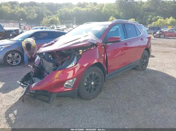 2GNAXJEV1J6243052 2018 CHEVROLET EQUINOX - Image 2