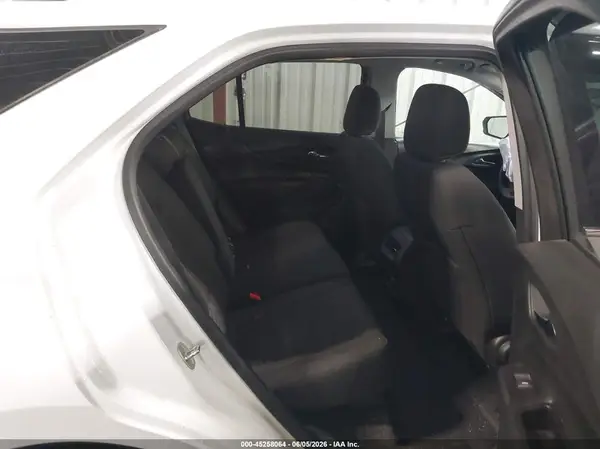 2GNAXJEV1J6244427 2018 CHEVROLET EQUINOX - Image 8