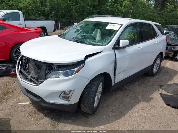 2GNAXJEV1J6247098 2018 CHEVROLET EQUINOX - Image 2