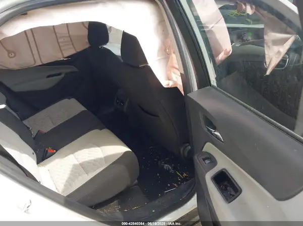 2GNAXJEV1J6247098 2018 CHEVROLET EQUINOX - Image 8